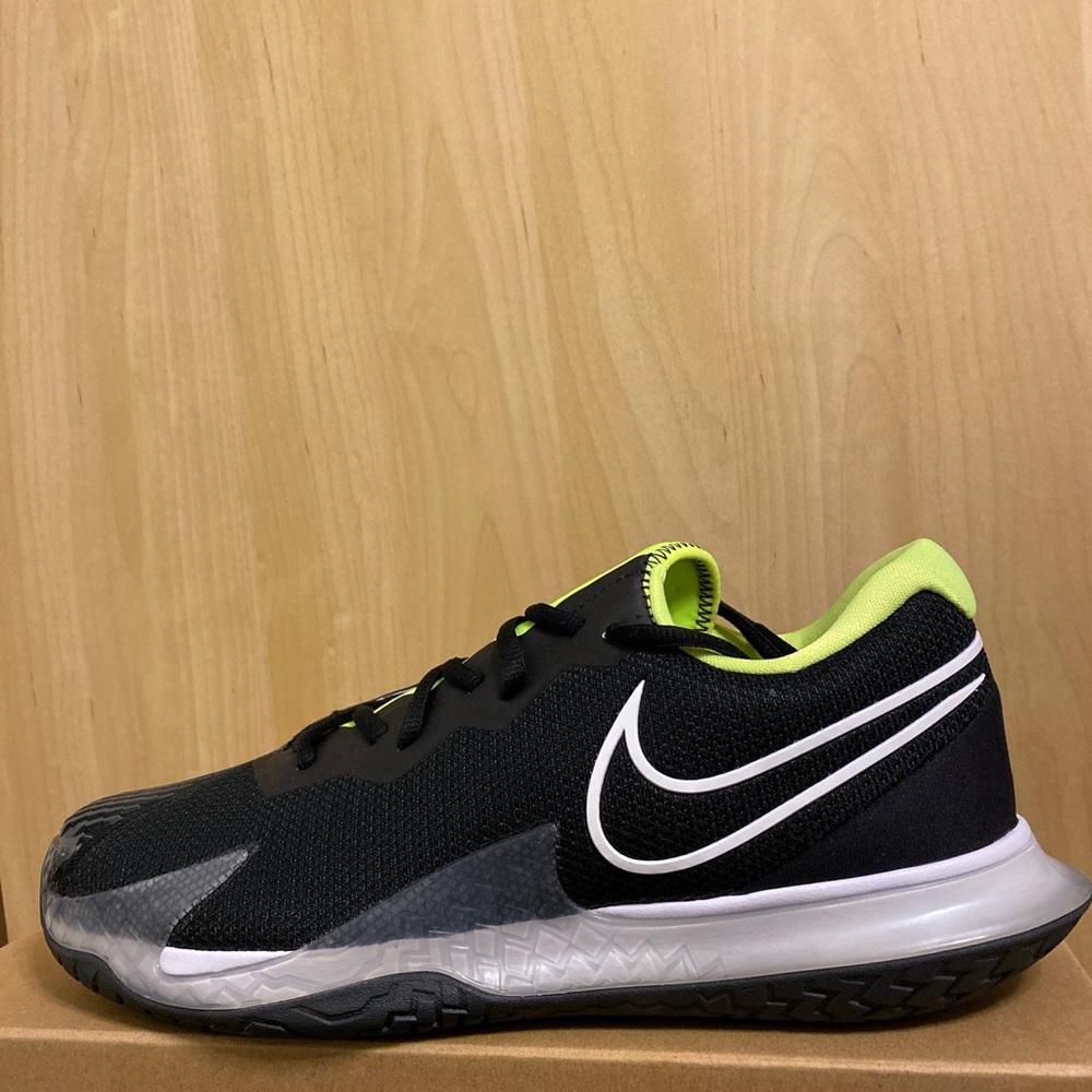 Nike air zoom vapor cage 4